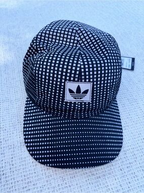 Adidas Unisex Adjustable Skate Hat 2 One Size Black/White Geometric